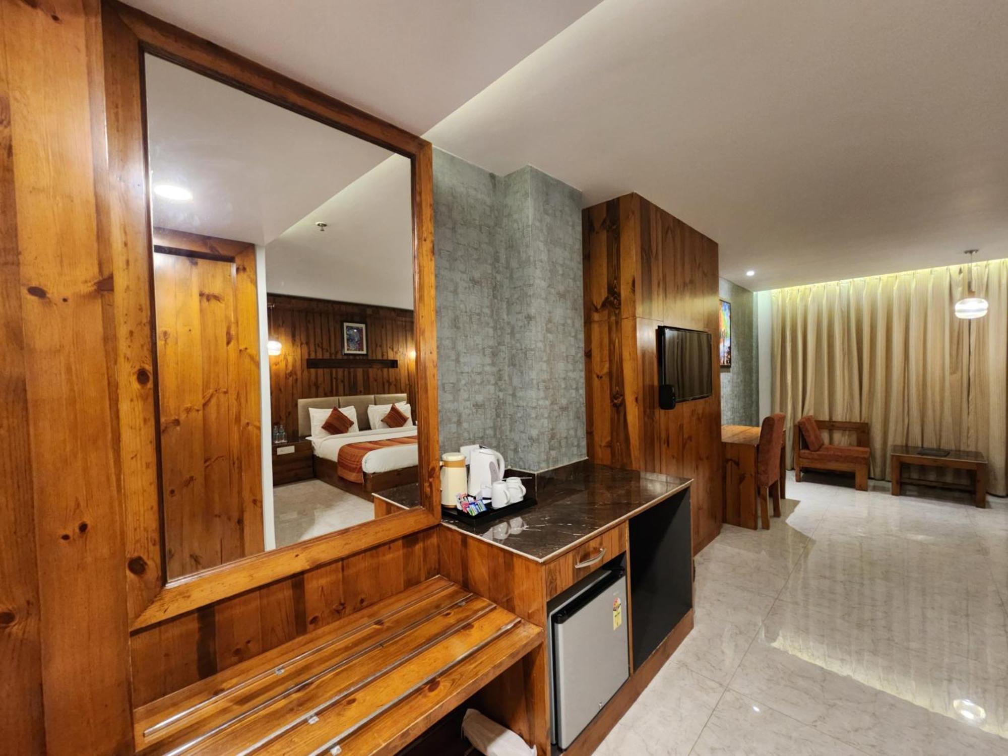 Golden Fern Resort Shimla Dış mekan fotoğraf